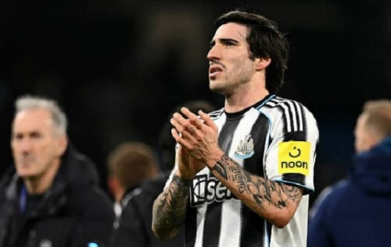 Sandro Tonali gây thất vọng trước Barcelona nhưng vẫn duy trì lối đá khá ổn định