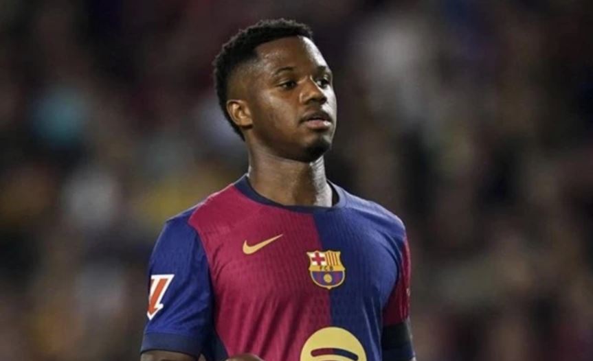 Ansu Fati bay cao tại Brighton khi phong độ bùng nổ