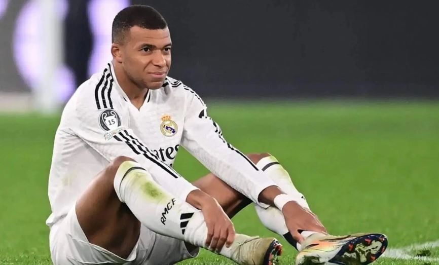 Áp lực tâm lý và chấn thương khiến Mbappe sa sút khó hiểu