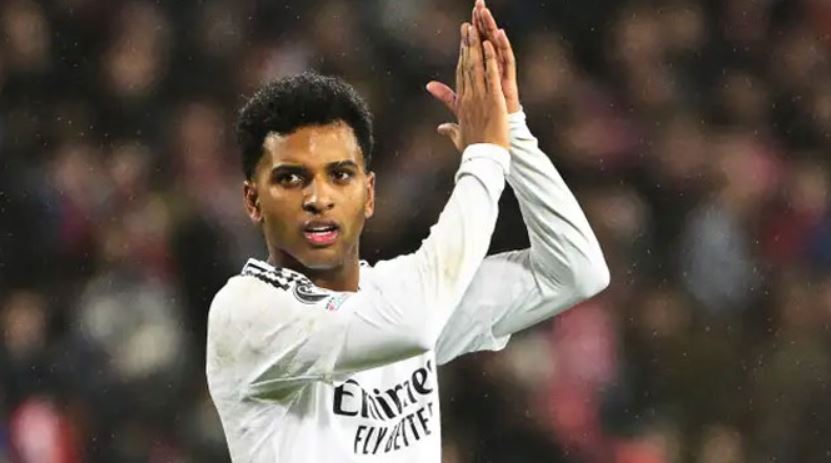 Rodrygo hoàn tất cú đúp với hiệu suất dứt điểm